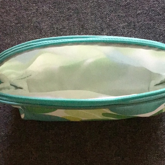 Clinique Cosmetic Bags Set of 2 Green Yellow Blue New without tags - Picture 7 of 9